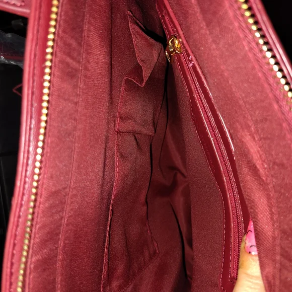 Badgley Mischka NWT Burgundy Vegan Leather Shoulder Bag - Picture 6 of 8